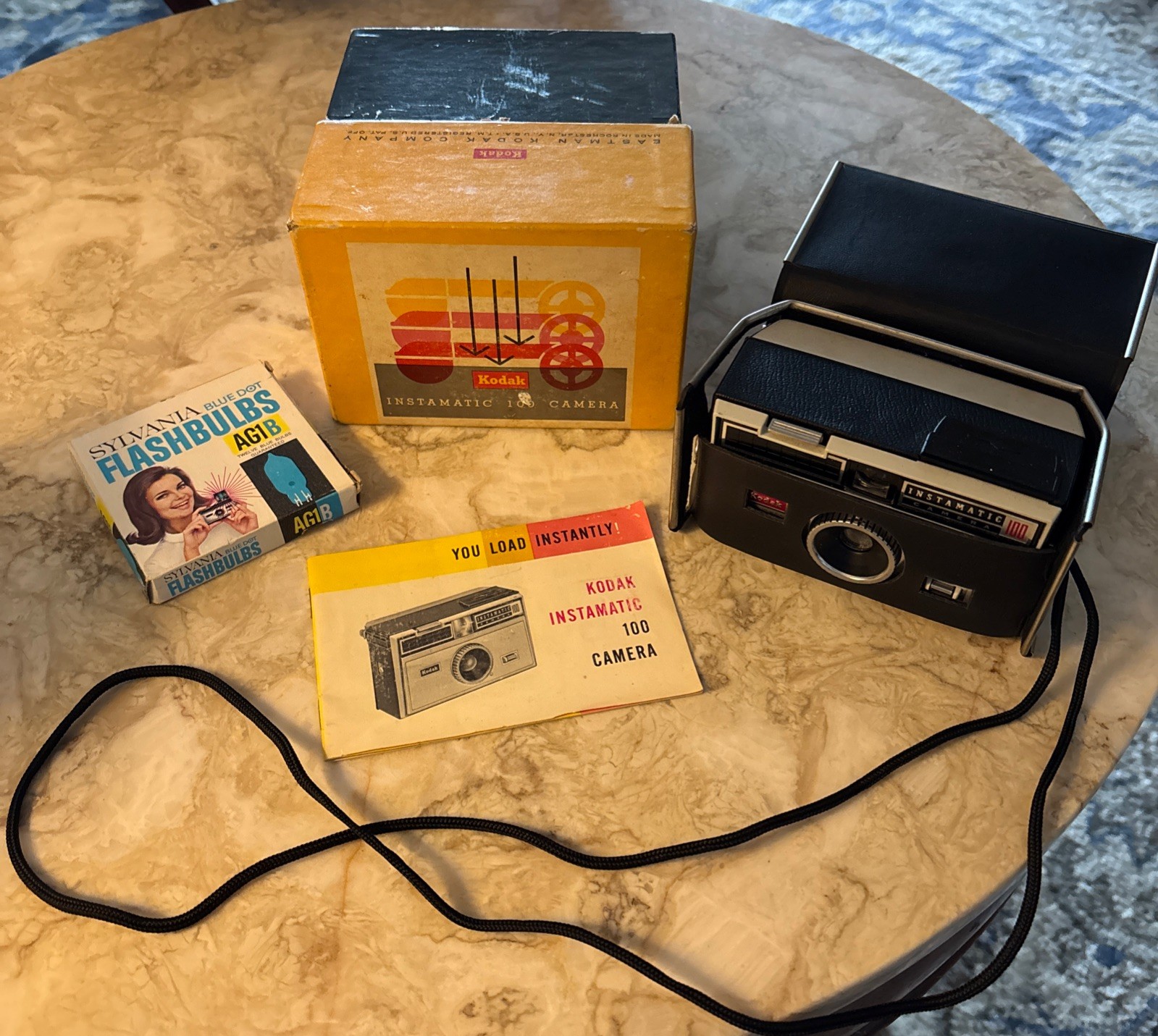 Kodak Instamatic 100 vintage camera equipment - eBay listing photo 4