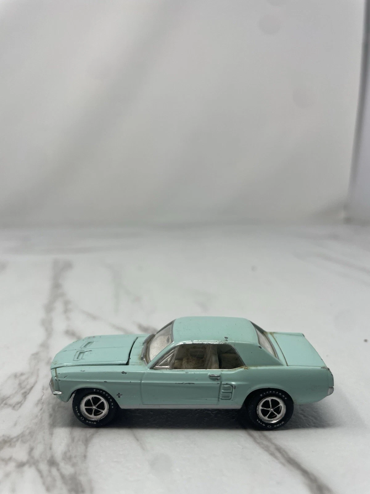 1967 67 ford mustang gt coupe geada sem capô 