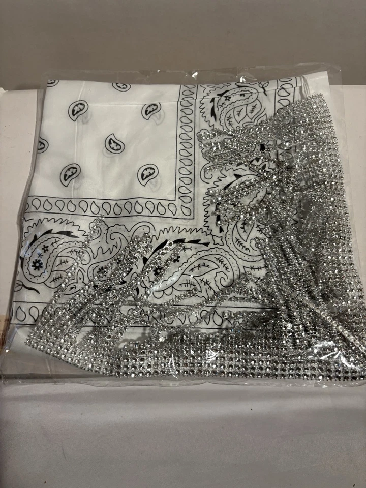 Sombrero de Vaquero Decorativo de Moda con Borla para Halloween con Bandana a Juego Foto 3 de 4