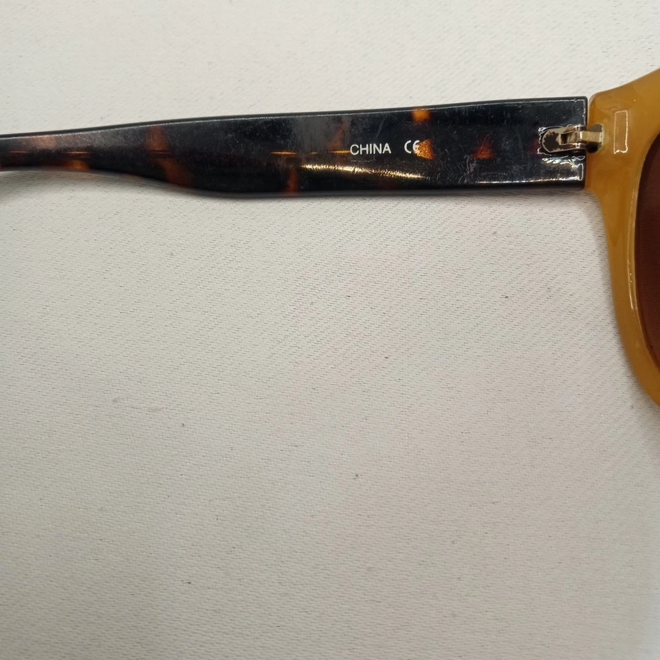 A.J. Gafas de sol Morgan mostaza y tortuga Foto 4 de 4