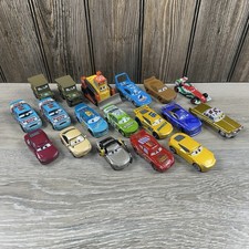 HUGE lot x18 Disney PIXAR Cars Diecast  Plastic Lightning McQueen Muddy Chester