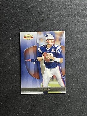 2009 Donruss Gridiron Gear Tom Brady New England Patriots