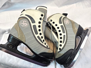 CCM SP 60 Childs Size 1 Grey, Pink, Black Figure Ice Skates