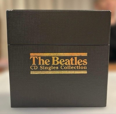 【美品】The Beatles CD Singles Collection s-l400.jpg