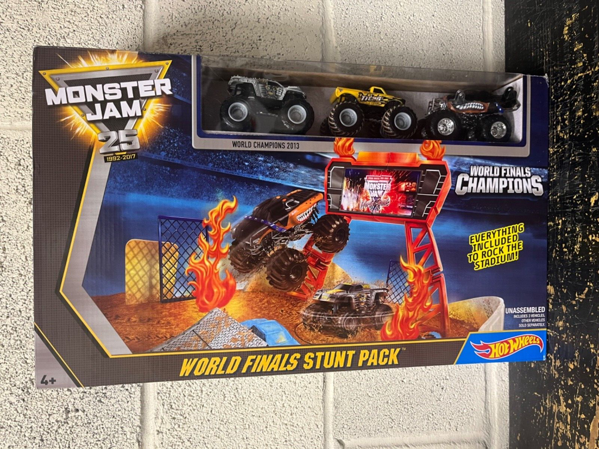 Hot Wheels Monster Jam World Finals Stunt Pack DPD41 READ