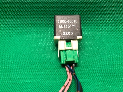 サリィ SUZUKI SIDEKICK GEO TRACKER 1.6 OEM POWER RELAY WITH PLUGS 31850