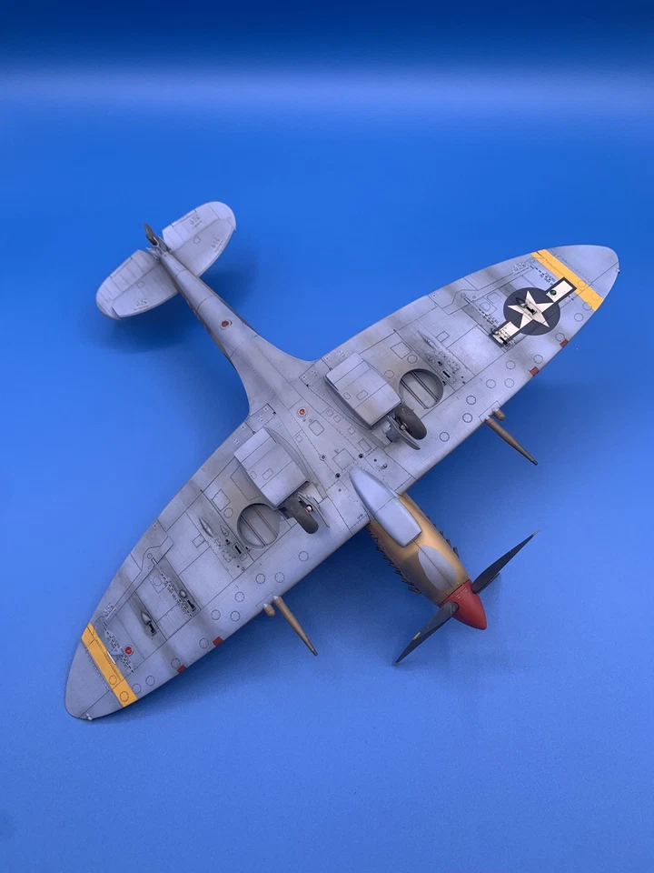 Tamiya Spitfire Mk. Pro Built 1/32 VIII "Fargo Express" 308º FS, 31º FG. Italia Foto 4 de 4