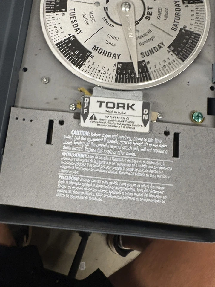Tork W222L 7 Day Reserve Power Time Switch 40A 208-277VAC DPDT Enclosure⚡️ - Image 4 of 4