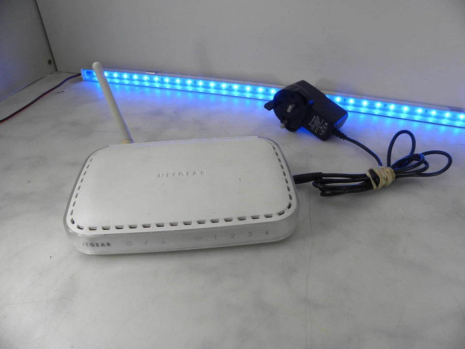 Netgear DG834G v.3 - 54Mbps Wireless ADSL Modem Firewall Router 802.11g #207 - Image 2 of 4