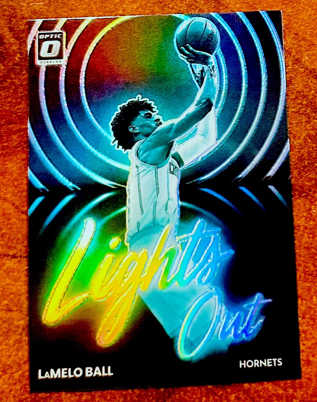 LaMelo Ball 2022-23 Panini Donruss Optic Lights Out Holo #3 Hornets