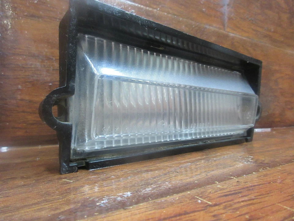 Chrysler New Yorker, Imperial, (FWD): 1989, 1990, 1991, luz esquina delantera derecha Foto 4 de 4