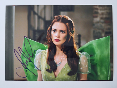 Laura Berlin signed 20x30cm Foto Autogramm / Autograph In Person 1