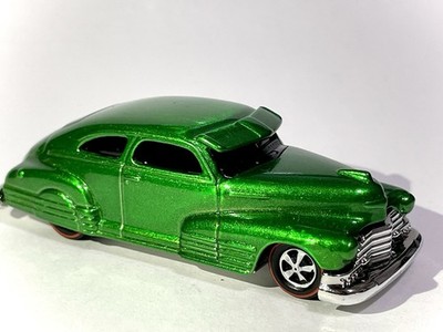 Hot Wheels CUSTOM MADE REDLINE CANDY METALLIC GREEN     47 CHEVY FLEETLINE   