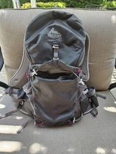 Gregory J 28 Women’s Hiking Backpack CrossFlo Suspension