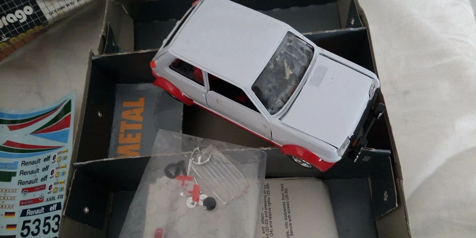 BBURAGO METAL KIT 5162 RENAULT R5 ALPINE COPPA RENAULT SCALA 1/24 - Immagine 3 di 4