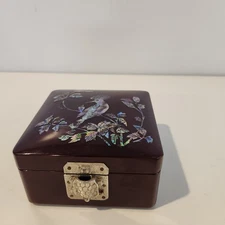 Vintage Mother of Pearl Birds Inlay Jewelry Box Korean