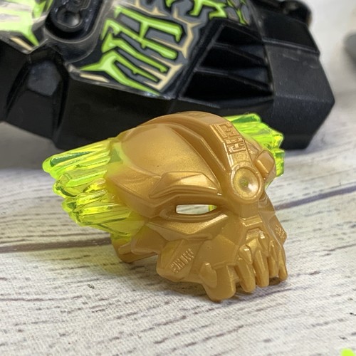 LEGO BIONICLE: Umarak the Destroyer Parts Mask Gold Tail Claws Chest 71316 - Picture 3 of 14