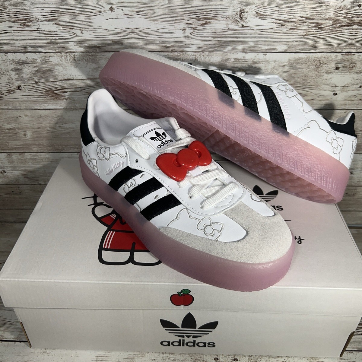 adidas SAMBAE W Hello Kitty スニーカー 24181990_54364891_600.jpg