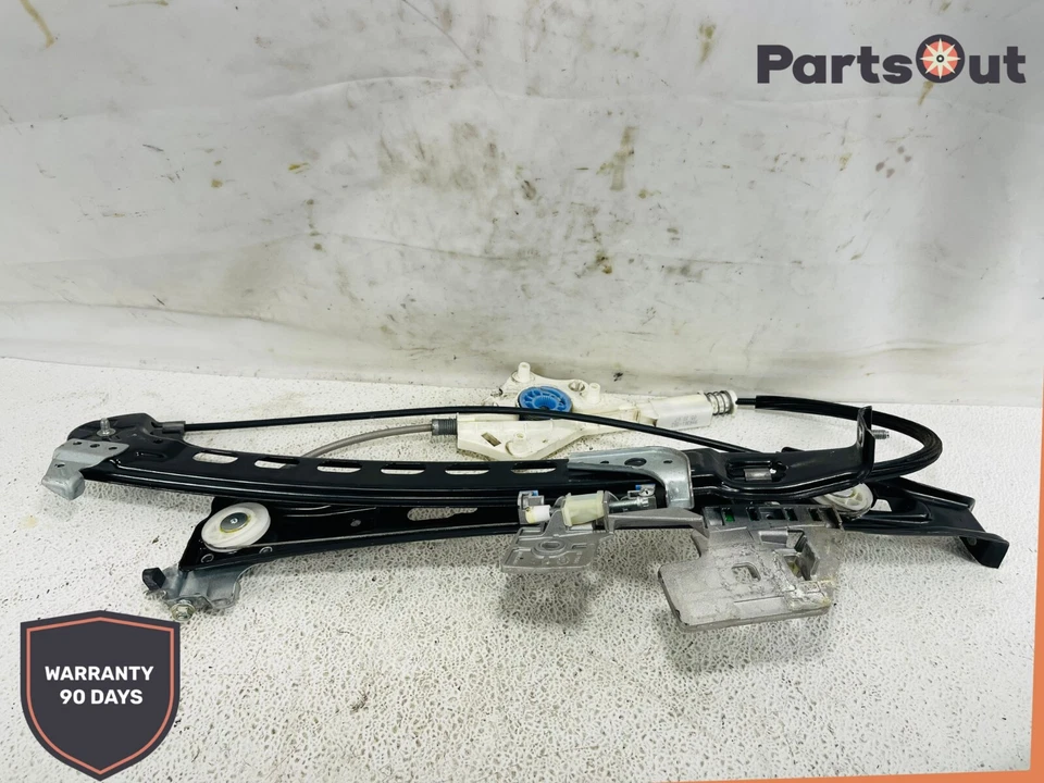 2006-2011 Mercedes-Benz CLS500 Driver Left Rear Door Window Regulator OEM - Image 4 of 4