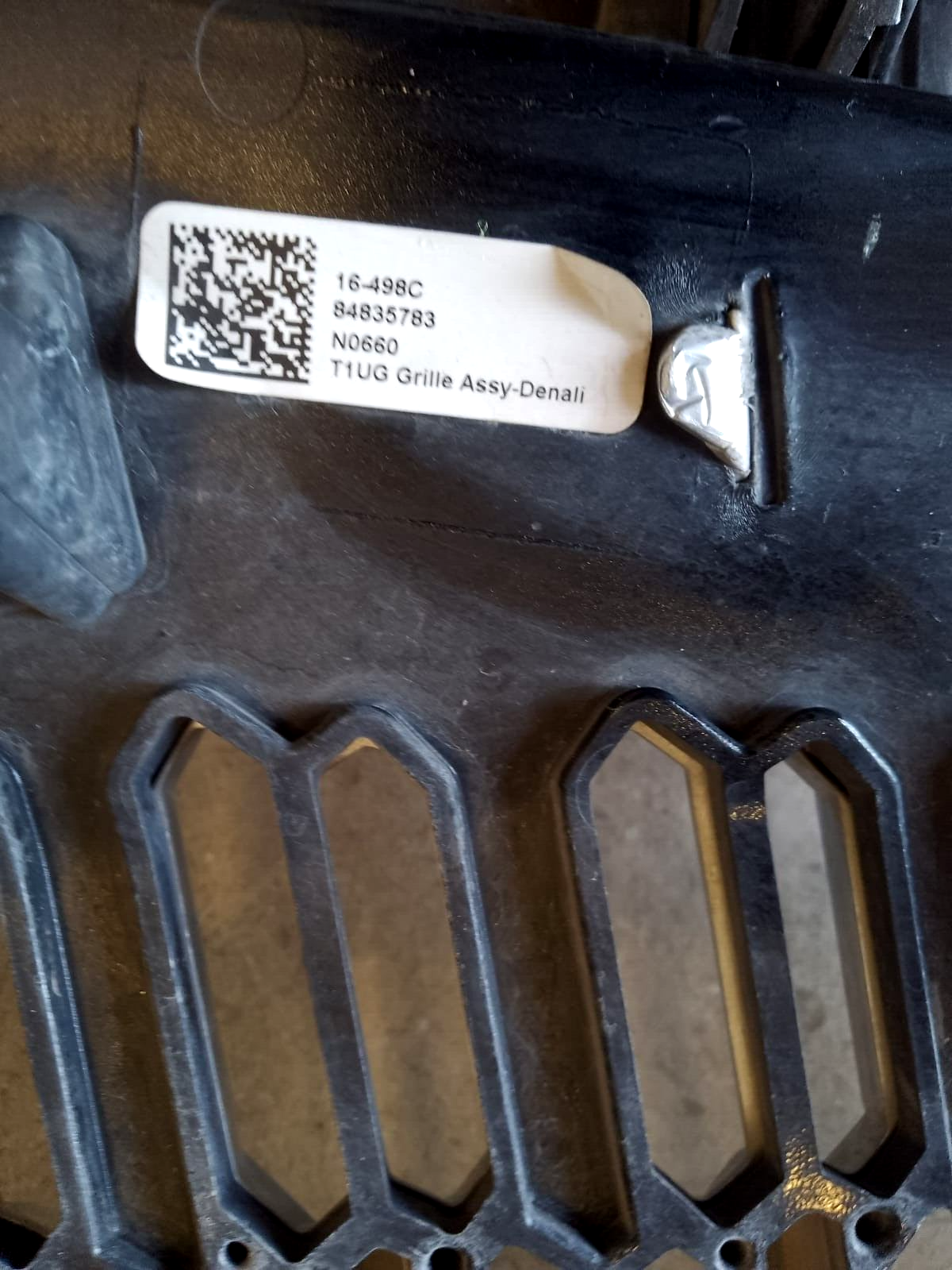 2021-2023 GMC YUKON DENALI FRONT GRILLE 84835783 USED OEM | eBay