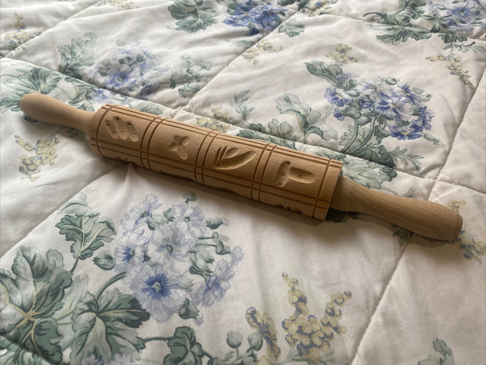 Wooden Rolling Pin Wood Cookie Mold Press Stamp Spring Designs Hand.Crafted 15”