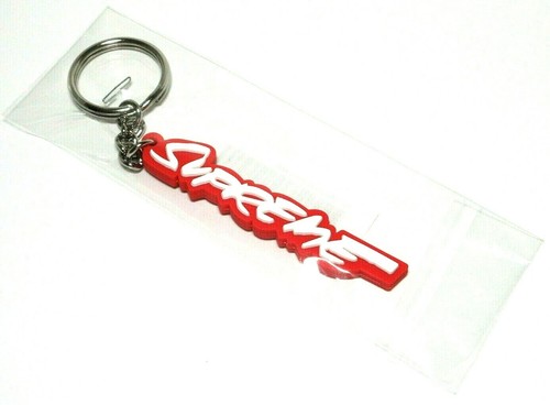 SUPREME FUTURA LOGO KEYCHAIN - RED - F 