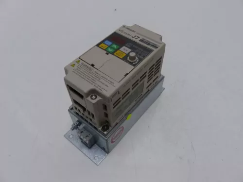 Omron CIMR-J7AZB0P2 VS Mini J7 + 3G3MV-PFI1010-D TESTED EXCELLENT CONDITION