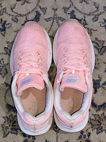 Nike Run Swift Ladies Running Trainers Size 5.5 In Used Condition - Picture 4 of 9