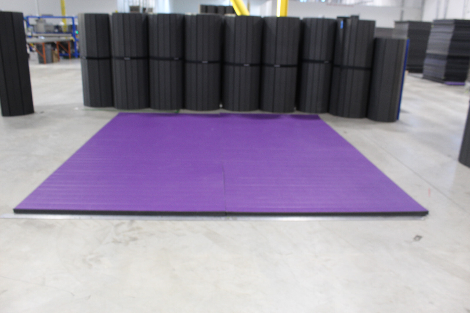 13' x 12' x 1 5/8" Dollamur FlexiRoll Wrestling Mat READ DESCRIPTION