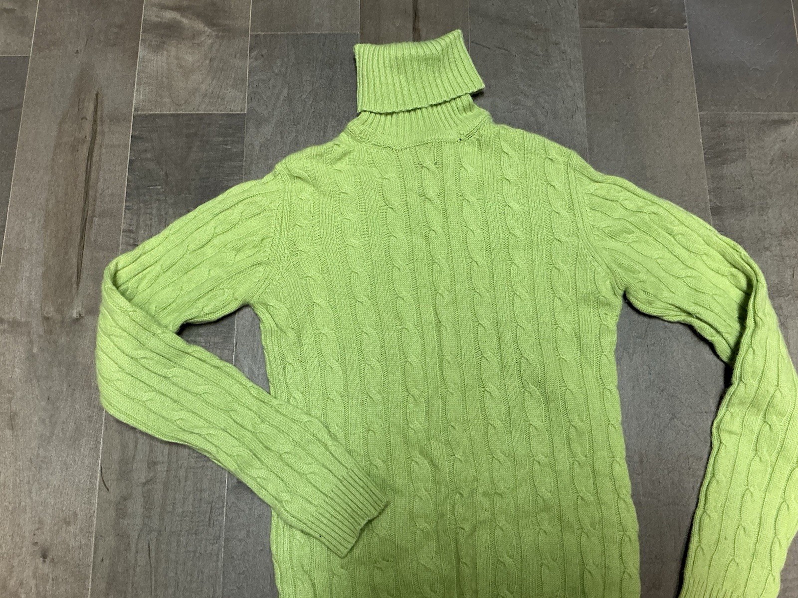 Bloomingdale’s Sutton Studio Cable kit Turtleneck… - image 2