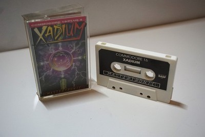 Commodore 16 Plus 4 / C16 Retro Spiel - Xadium