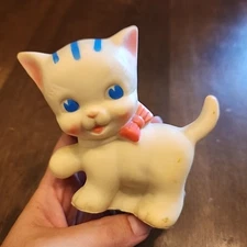 Vintage RUTH E. NEWTON Rubber TOY TABBY CAT The Sun Co Kitten Does Not Squeak
