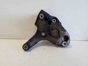 VW GOLF PLUS 5M1, 521 Klimakompressorhalterung 1K0260885B 1.40 Petrol 32156621