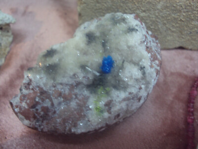 Rarität!!  Cavansite Kristall auf Zeolith und Stilbit Indien  98.5g  Heilstein