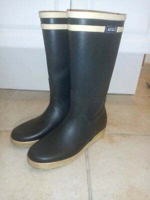 bottes  de pluie Aigle  caoutchouc P42 bleues marine bandes blanches - Photo 1/4