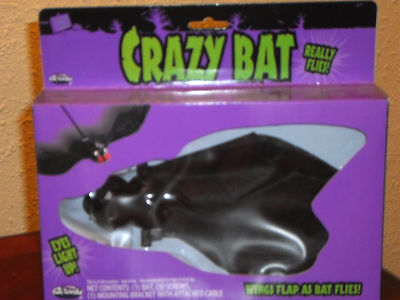 Fun World Halloween Crazy Flying Bat