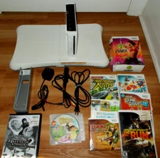 Nintendo Wii Video Game Console RVL-001 White With Cords & Games