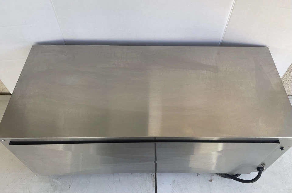 Vollrath CM4-20835 JW30 35" 台面奶酪熔化器 - 208V — 第 4/4 张图片