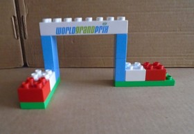 Duplo Lego #6133 Disney Cars Race Day McQueen Jeff Gorvette Complete O28