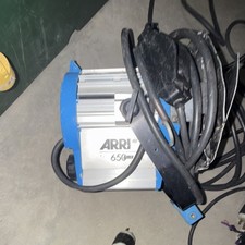 ARRI 650 Plus 650W Tungsten Continuous Lighting Blue Silver Studio Unit