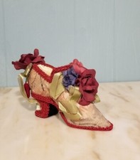 6.5" Decorative Lady's Victorian Shoe Height 3.5" Length 6.5" Flowers