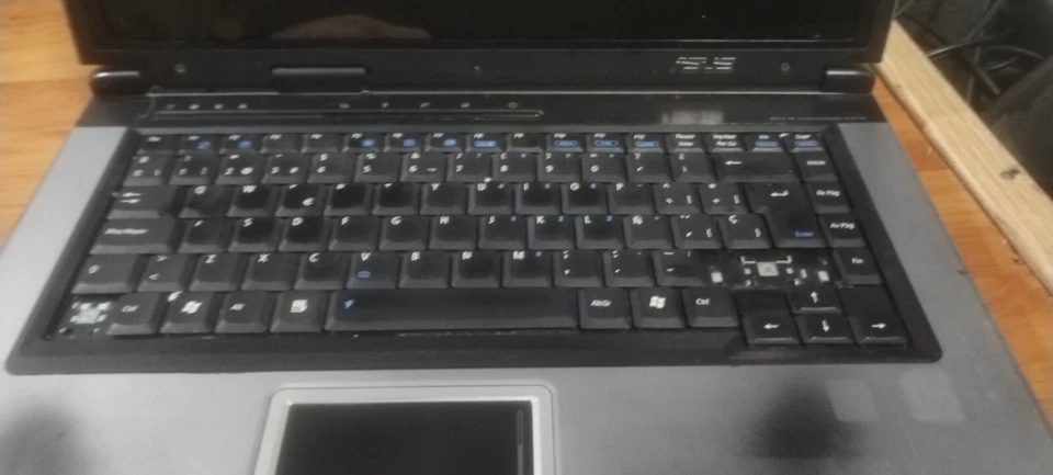Asus X50SL Enciende Sin Imagen,Averiado Sin Garantía Para Piezas O Reparar - Imagen 2 de 4
