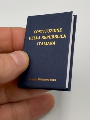 VERFASSUNG DER ITALIENISCHEN REPUBLIK - MINIATURBUCH AUS SAMMLUNG 