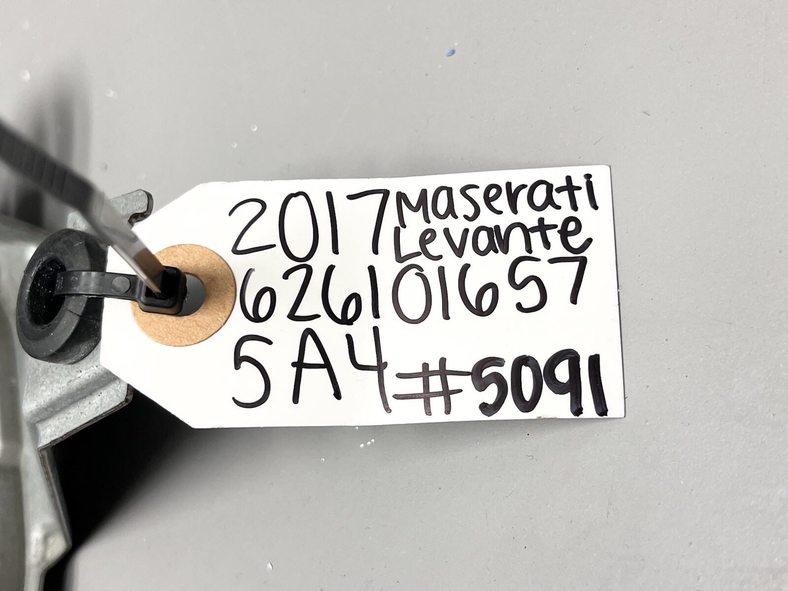 ⭐️2017-2020 MASERATI LEVANTE TAILGATE LIFTGATE BACK DOOR REAR WIPER MOTOR OEM