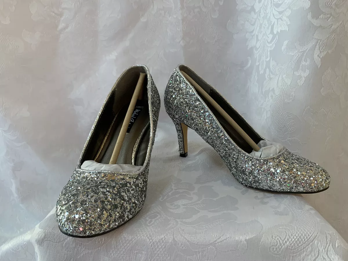 Michael antonio pumps sale