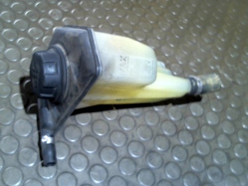 Ausgleichsbehälter Volvo V40 1.9 D V 12 Monate Garantie Sofortversand