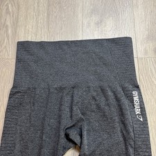 GYMSHARK Dry Leggings Capri Crop Gray Vented Women  s Medium M Running Yoga Gym