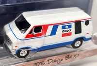 Greenlight 1/64 Dodge B100 1976 Mopar White Van Diecast Model Car