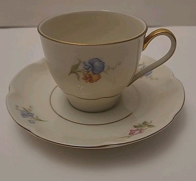 Vintage Theodore Haviland Made in America ''Breton '' Pattern Teacup and Saucer...
