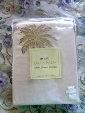 NICE NEW AVANTI OASIS PALM PATTERN FABRIC SHOWER CURTAIN